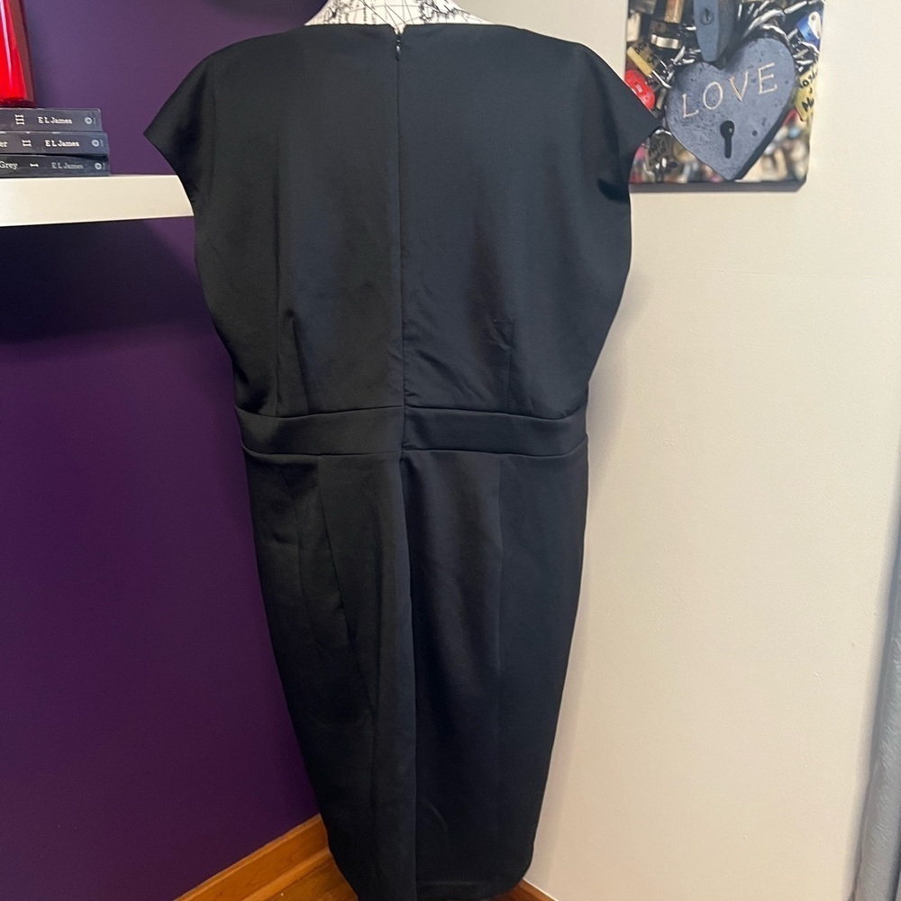 Eloquii Plus Size Little Black Dress - Picture 6 of 9
